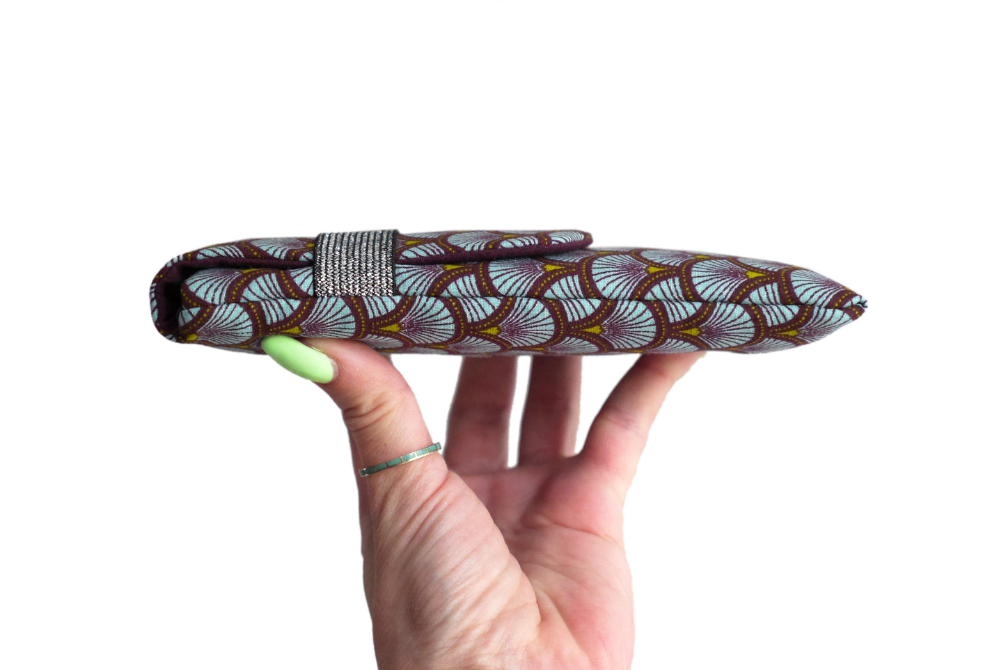 Housse rabat écailles bleu ciel iPhone, Samsung taille au choix étui téléphone portable tissu japonais graphique élastique argent