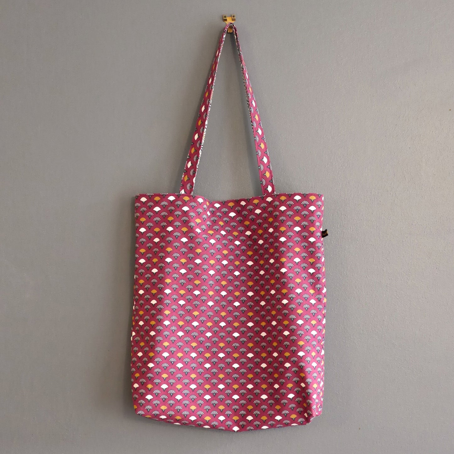 Tote bag réversible femme sac tissu motifs japonais éventails écailles rouge grenat rose corail jaune cabas automne original