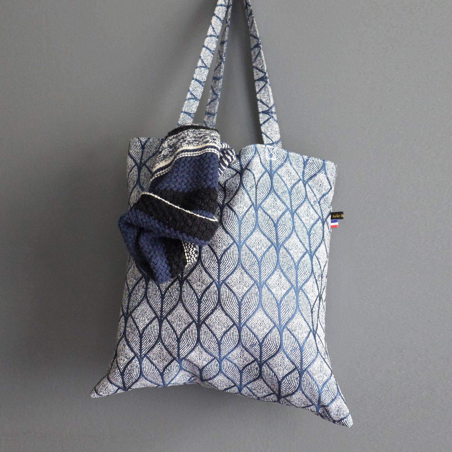 Tote bag jacquard graphique bleu et blanc sac femme fourre-tout non doublé