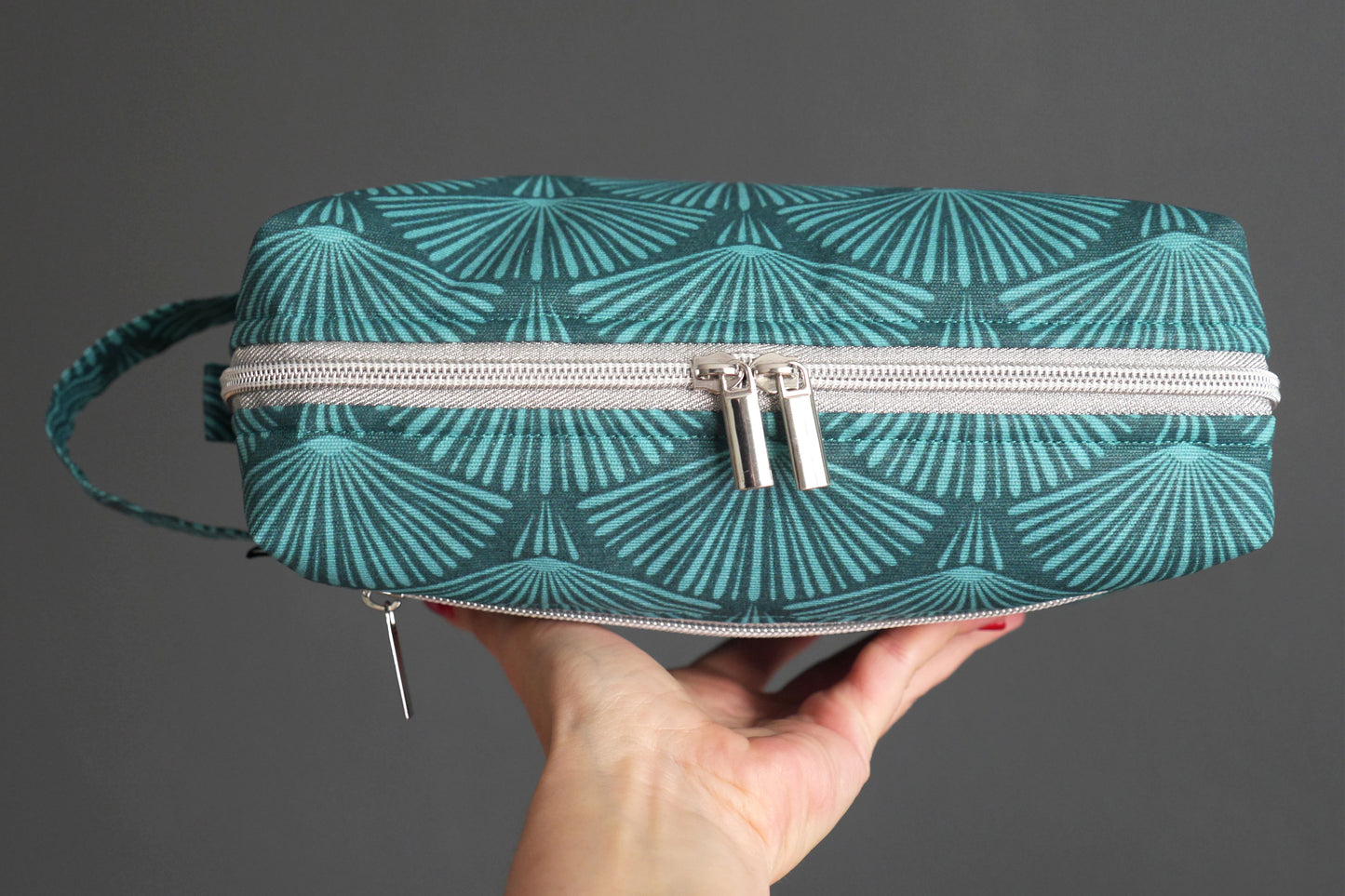 Trousse de toilette VOYAGE tissu toile imperméable éventails bleu turquoise pétrole