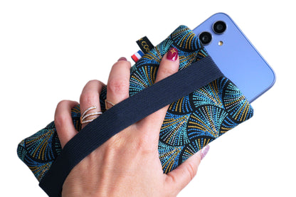 Housse chaussette tous téléphones tissu écailles plumes pointillés bleu turquoise taille au choix étui portable élastique marine