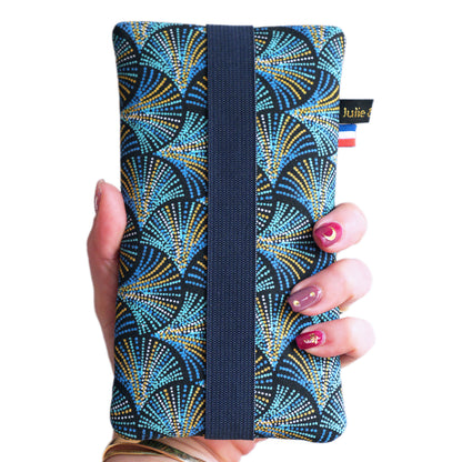 Housse chaussette tous téléphones tissu écailles plumes pointillés bleu turquoise taille au choix étui portable élastique marine