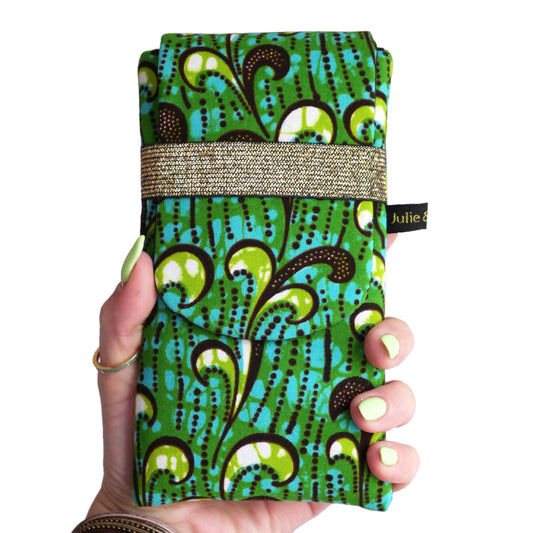 Housse téléphone portable avec rabat taille au choix tissu wax vagues vert et bleu