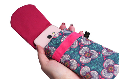 Housse rabat tous téléphones Samsung S22 / S22+, iPhone 14 Pro / 14 Pro Max, taille au choix fleurs coloré fond bleu vert