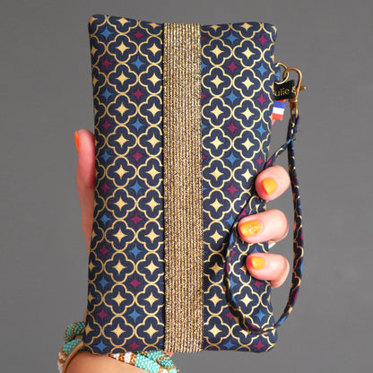 Sockenhülle für alle Handys aus marineblauem Kleeblatt-Stoff, Größe wählbar, elastische Handyhülle