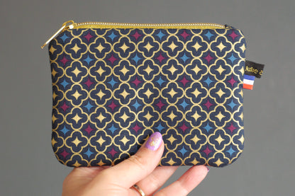 Porte-monnaie format carte identité en tissu motifs graphiques trèfles dorés bleu marine zip or