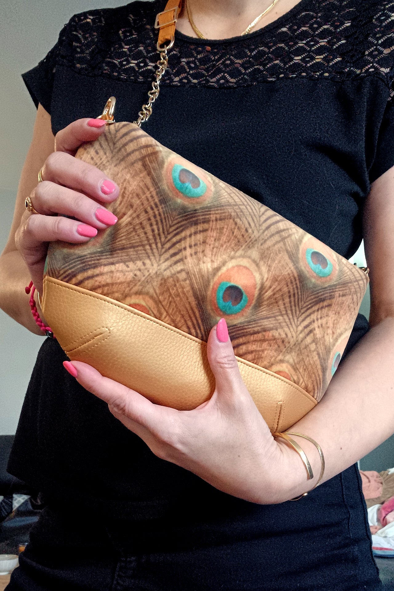 Sac à main velours paon et simili cuir avec bandoulière réglable