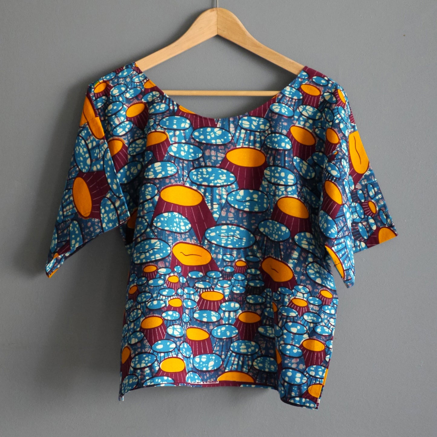 Top wax haut ample pagne africain tissu fait main graphique bleu orange femme taille unique