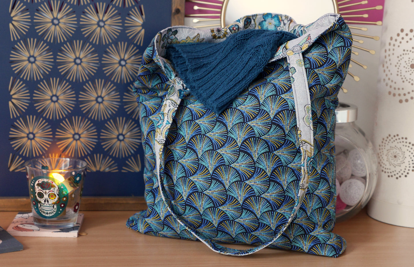 Totebag réversible tissu jacquard têtes de mort mexicaines bleu turquoise et gris