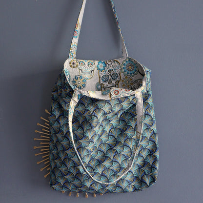 Totebag réversible tissu jacquard têtes de mort mexicaines bleu turquoise et gris