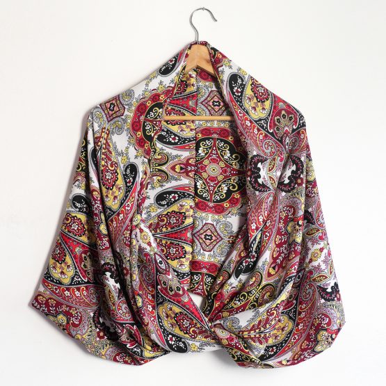 Snood foulard femme écharpe mi-saison motifs variés fleurs arabesques multicolore rouge noir jaune mode accessoire cadeau - Julie & COo