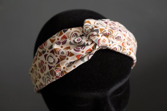 Headband twisté tissu mosaïque crème caramel graphique demi turban bandeau cheveux femme mode - Julie & COo