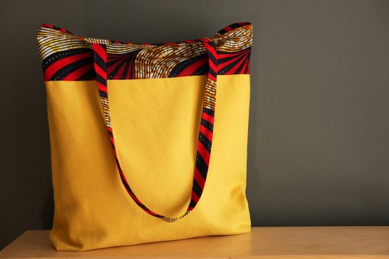 Sac wax cabas tissu africain rouge et jaune tote bag femme unique original cadeau fait main vacances été 2022 réversible toile coton - Julie & COo