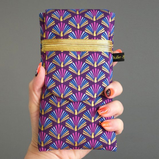 Housse téléphone portable tissu avec rabat paon graphique violet doré original tous smartphone iPhone Samsung 14 pro max s22+ fait main cadeau étui - Julie & COo